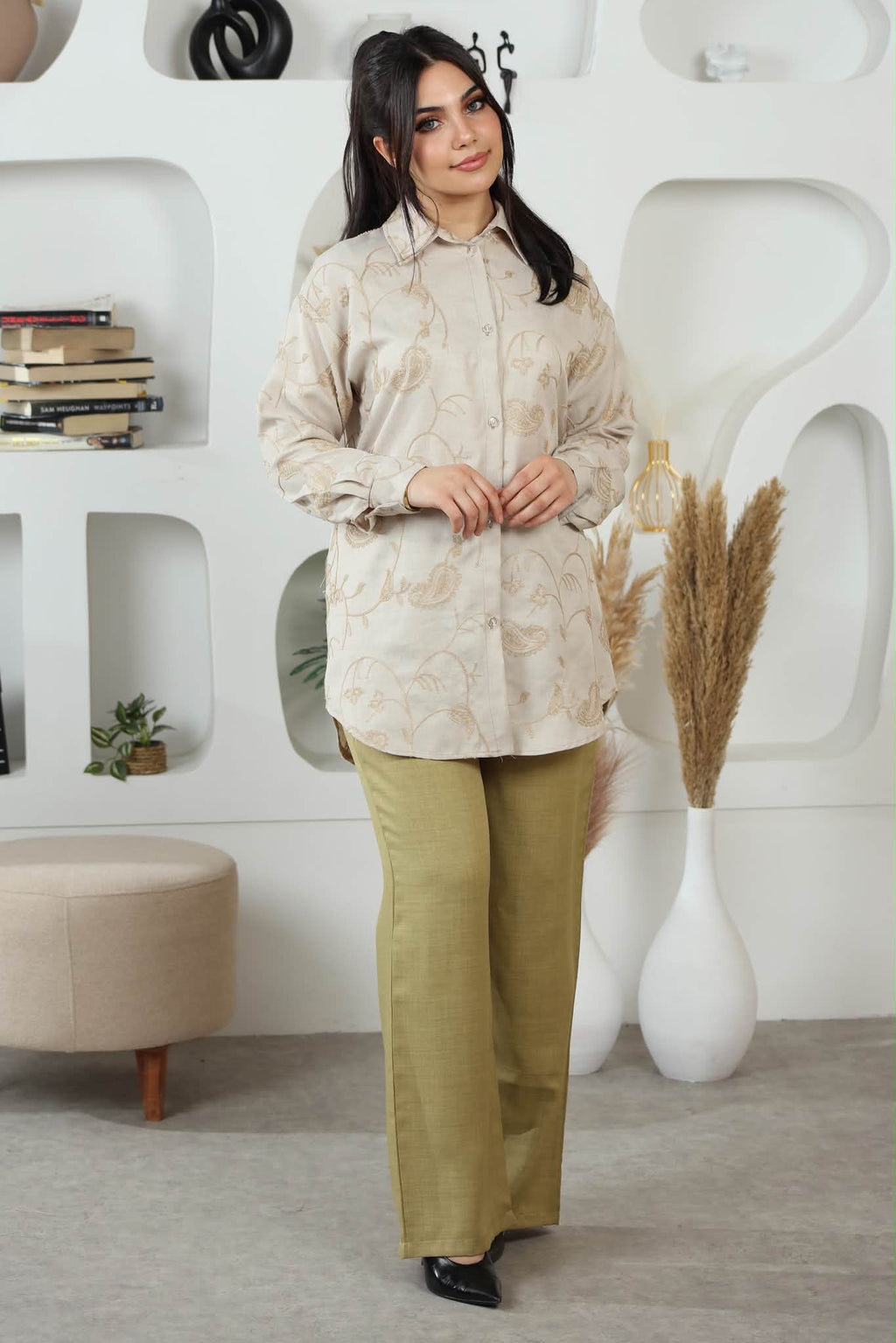Embroidered Linen Set